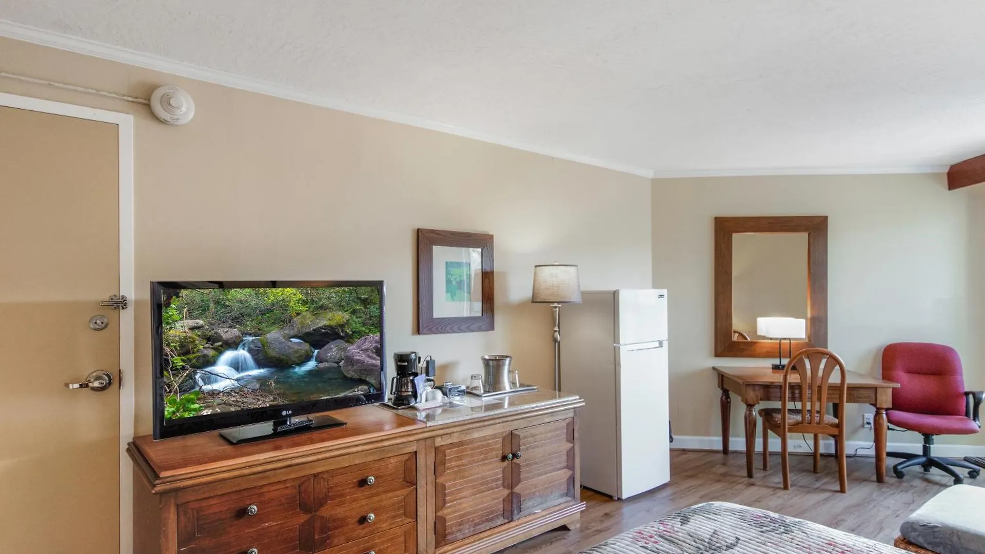 Kauai Beach Resort Room 2309 リフエ